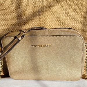 Michael Kors crossbody bag